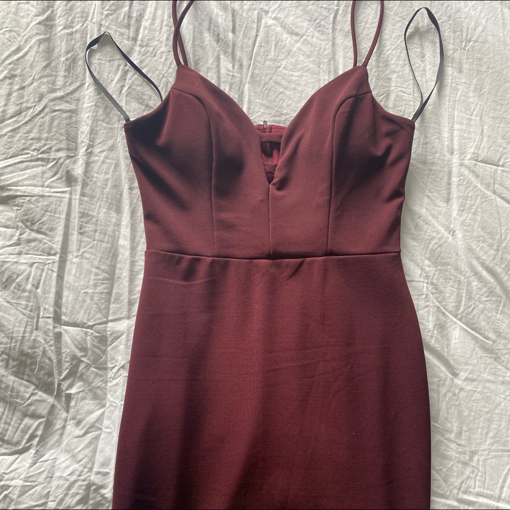 Maroon dress from B. Darlin. Size large.